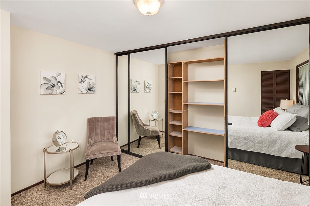 22906 Edmonds Way, Unit 13 Edmonds, WA 98020 - Photo 12 of 14