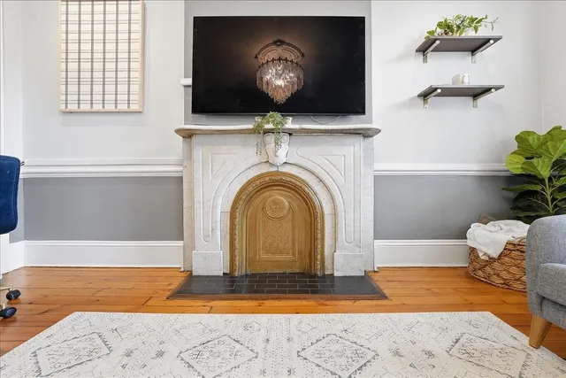 $888,000 | 826 Washington Street, Unit 2, Hoboken, NJ 07030