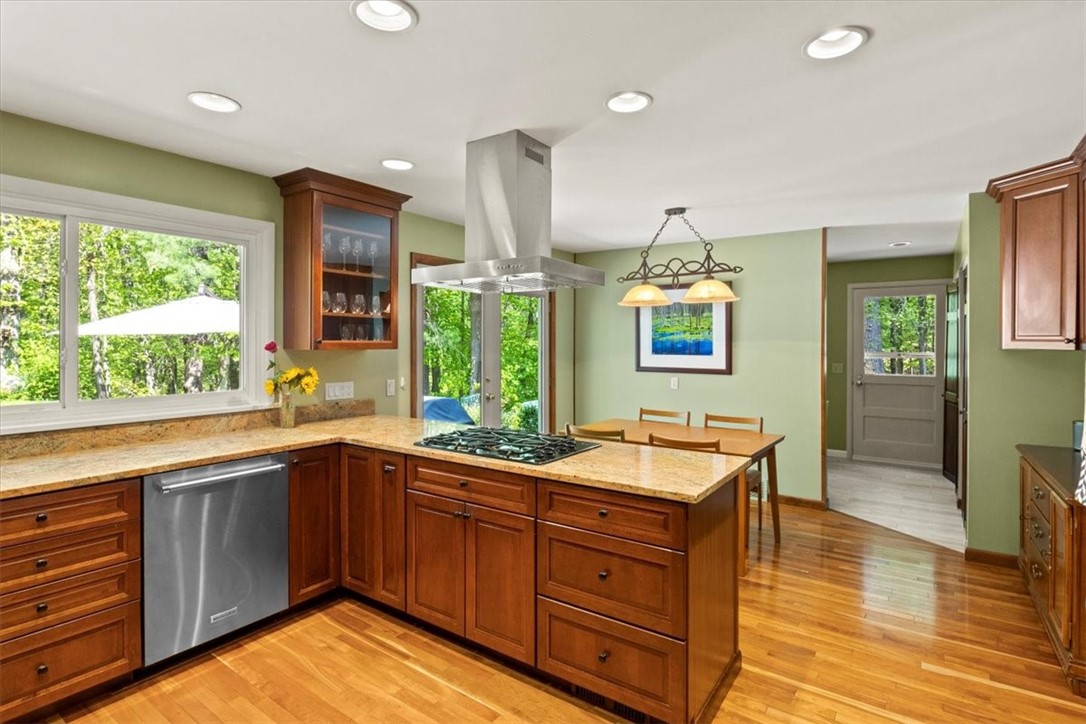 440 Hoffman Road Irondequoit, NY 14622 - Photo 12 of 39