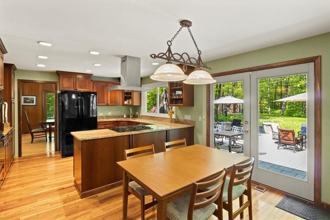 440 Hoffman Road Irondequoit, NY 14622 - Photo 14 of 39