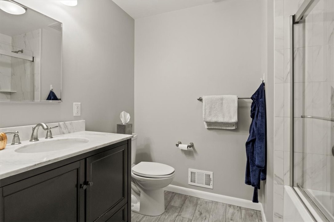 440 Hoffman Road Irondequoit, NY 14622 - Photo 18 of 39