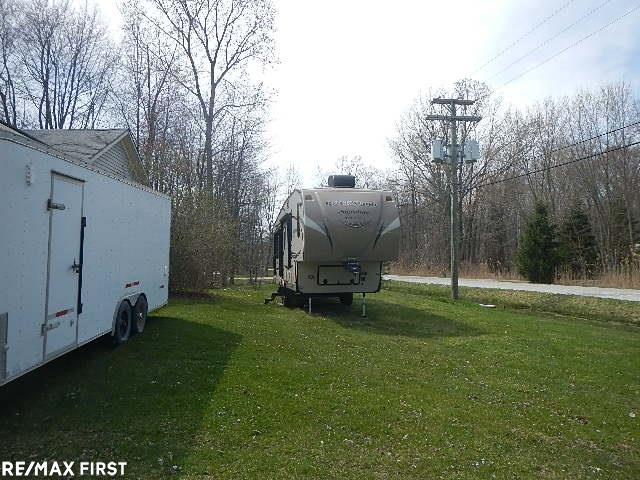 8510 Marsh Road Algonac, MI 48001 - Photo 5 of 32