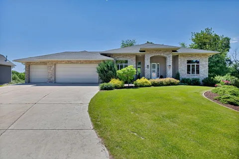 $1,200,000 | 2716 103rd Court Northeast, Blaine, MN 55449