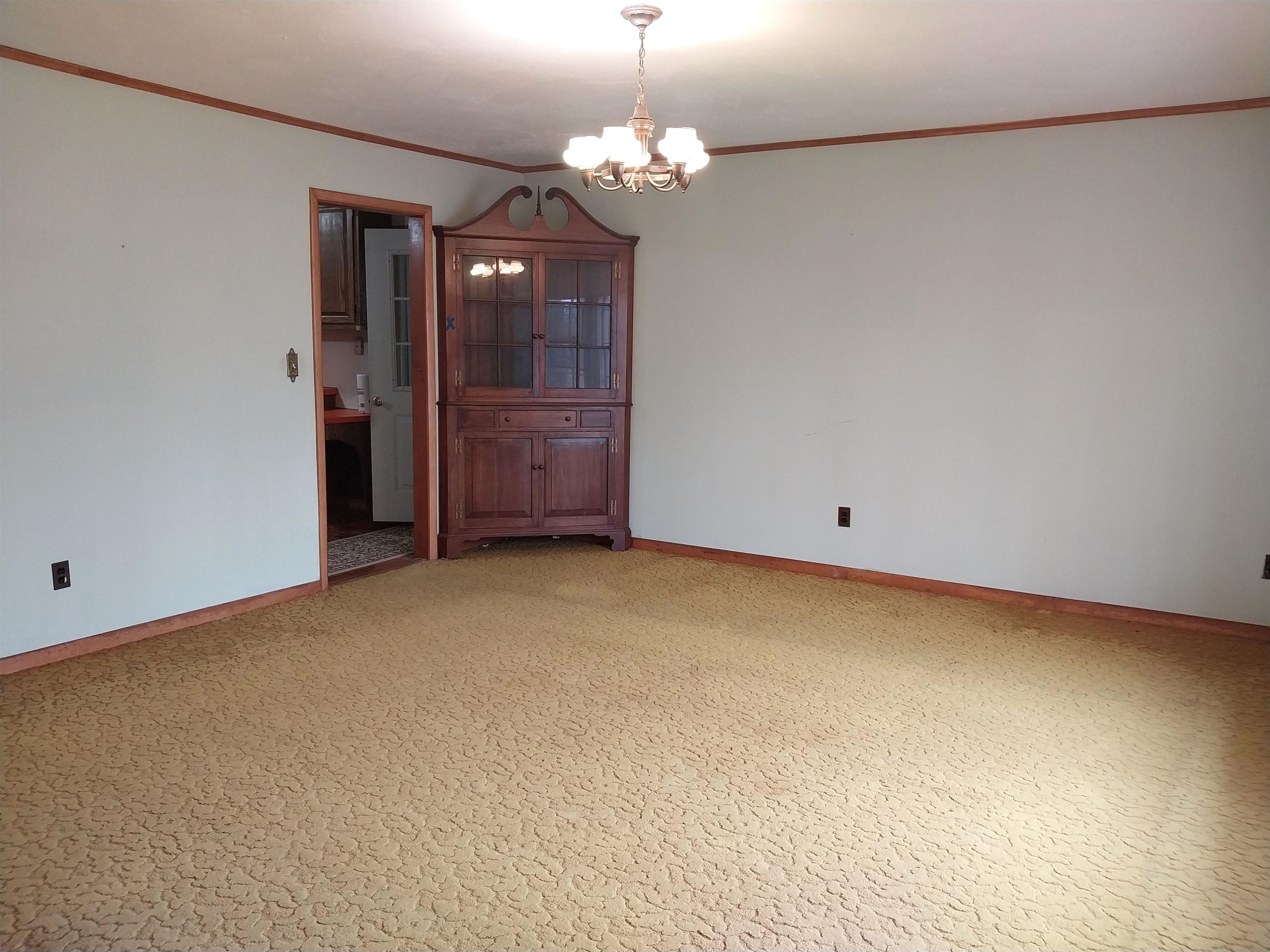 303-301 Miller Road Waynesboro, VA 22980 - Photo 22 of 74 Dining Area