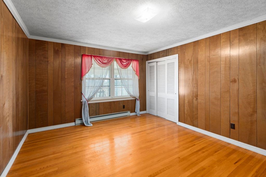303-301 Miller Road Waynesboro, VA 22980 - Photo 41 of 74 2nd Floor Bed
