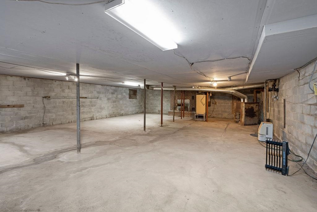 303-301 Miller Road Waynesboro, VA 22980 - Photo 46 of 74 Garage Closet for Storage