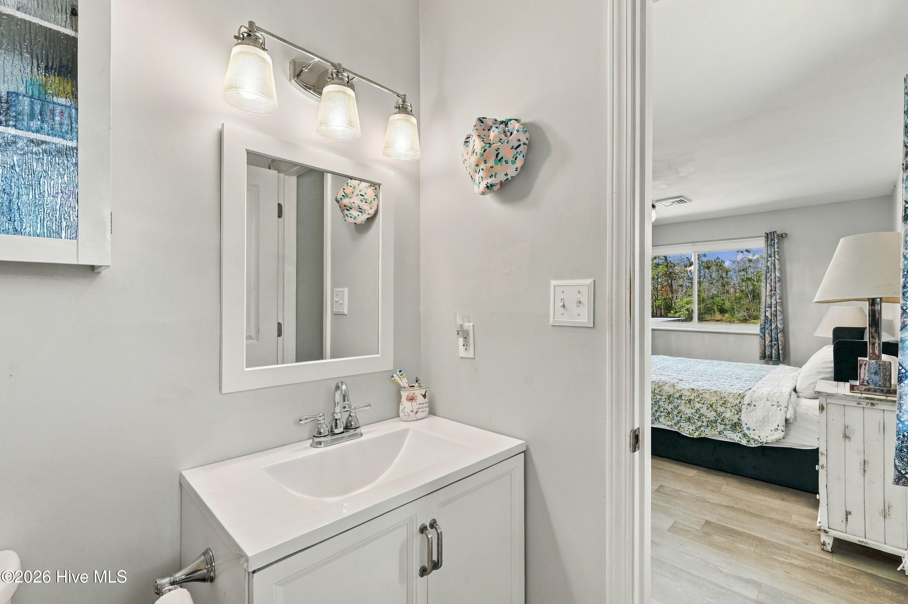 107 Knotline Road New Bern, NC 28562 - Photo 29 of 67 29_primary bathroom