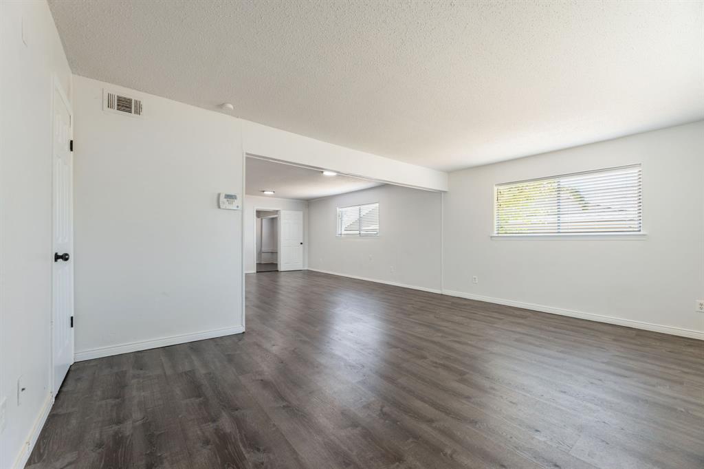 8121 Ferguson Road Dallas, TX 75228 - Photo 20 of 37