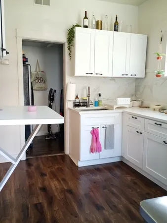 $2,700 | 3508 North Broadway, Unit 1, Chicago, IL 60657