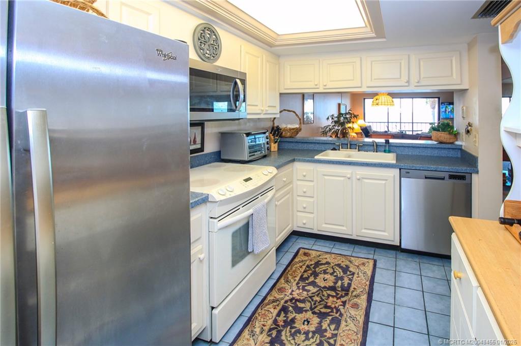 4540 Northeast Sandpebble Trace, Unit 302 Stuart, FL 34996 - Photo 7 of 34