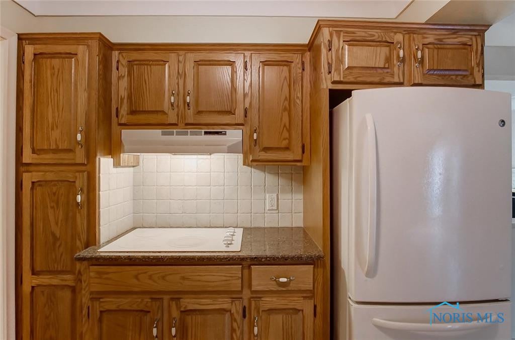 3415 Fleitz Road Oregon, OH 43616 - Photo 10 of 36 Gallery Image 10