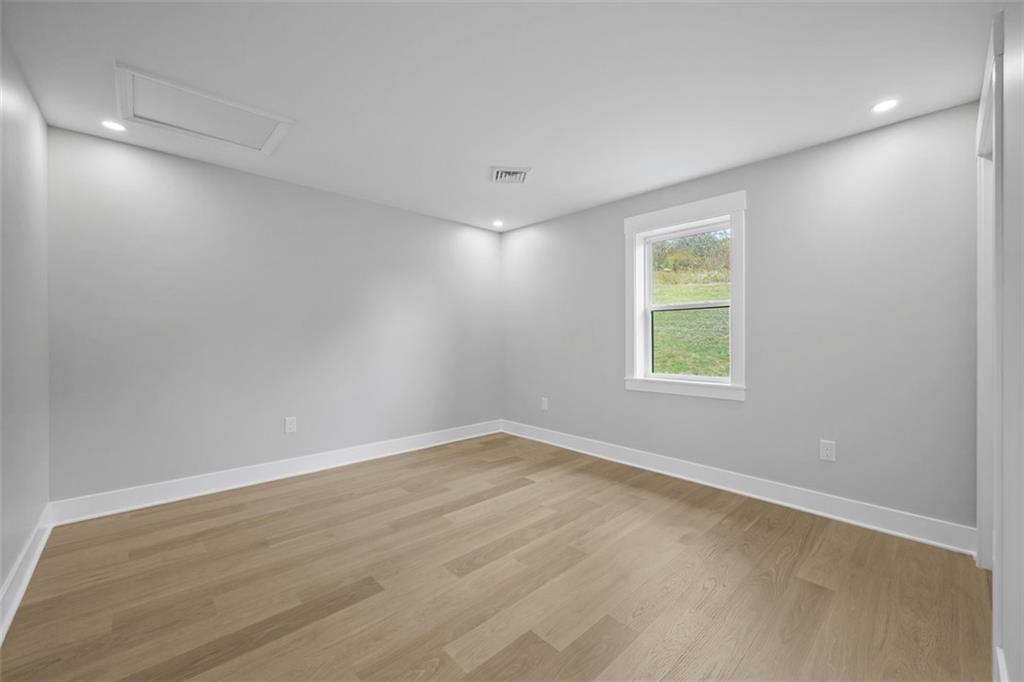 134 Kings Creek Road Georgetown, PA 15043 - Photo 21 of 44 an empty room with a window