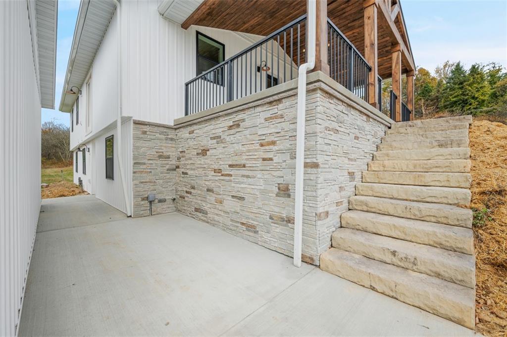 134 Kings Creek Road Georgetown, PA 15043 - Photo 36 of 44 front view of a house with a street