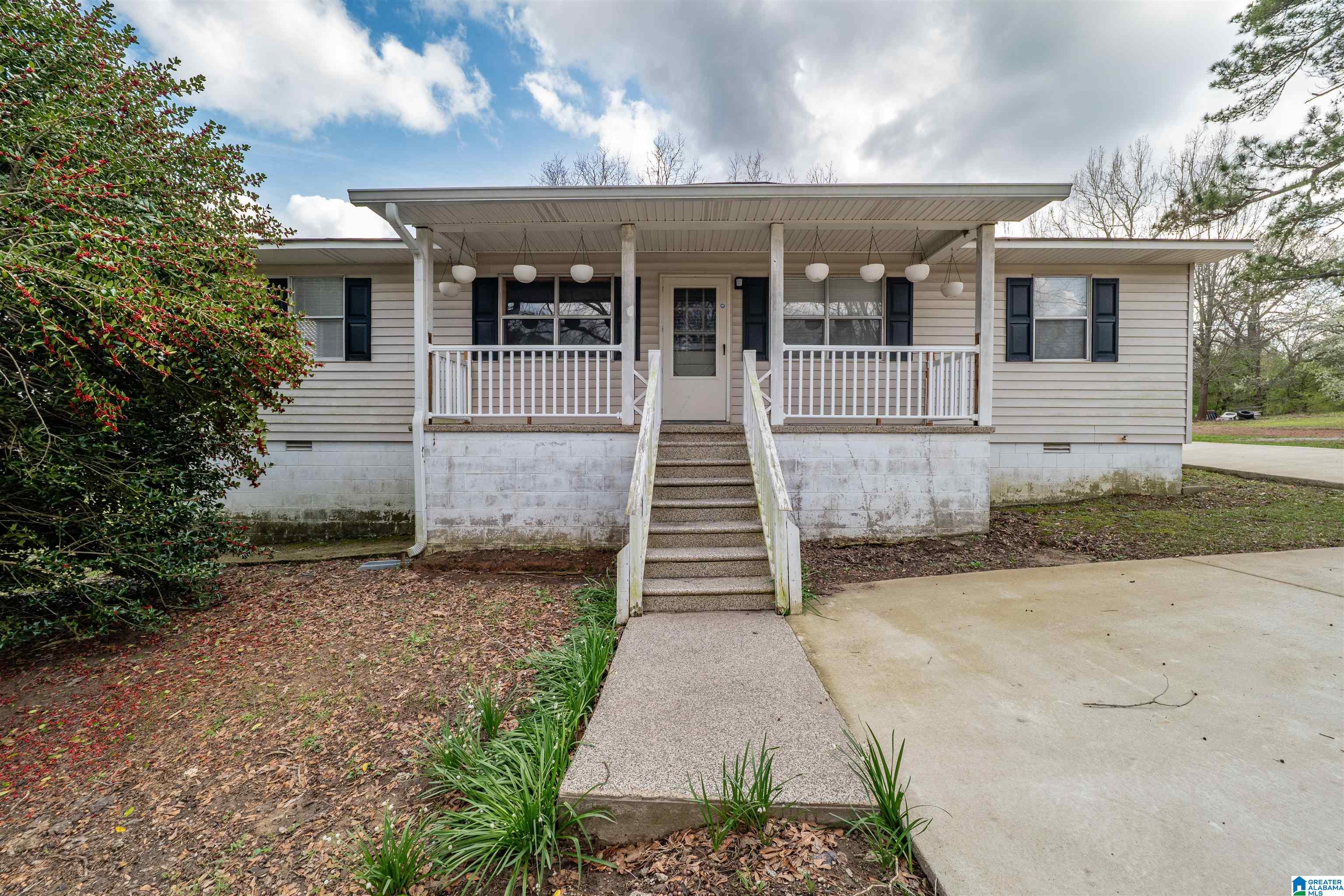 5554 Birmingport Road Mulga, AL 35118 - Photo 1 of 23