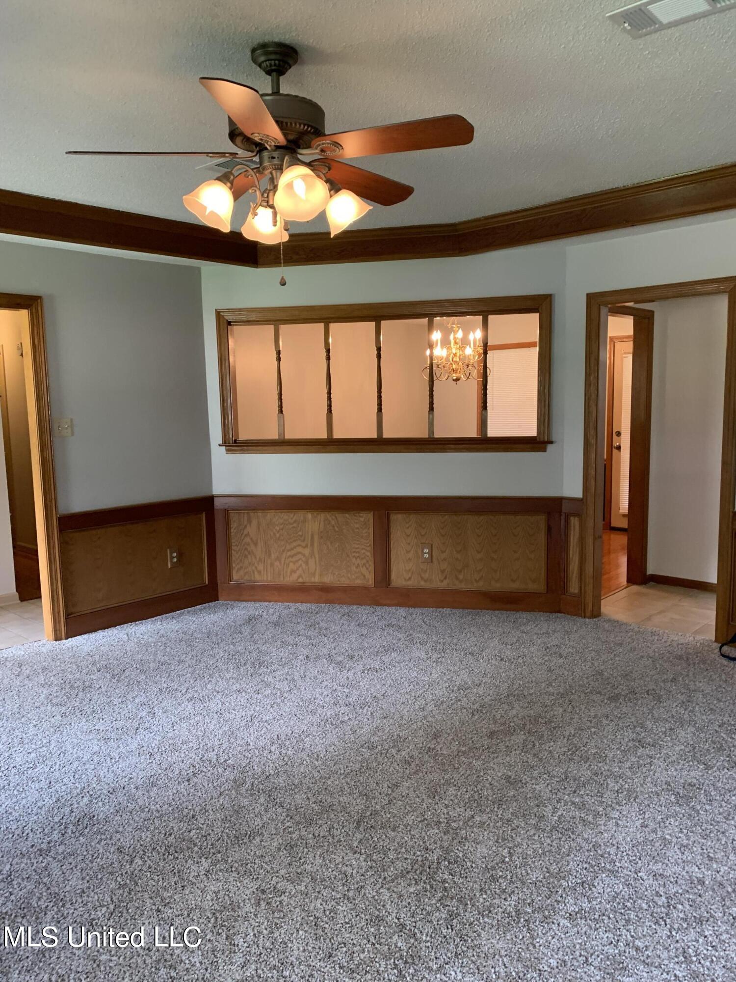 7019 Blue Grass Road Olive Branch, MS 38654 - Photo 6 of 22 IMG_2095