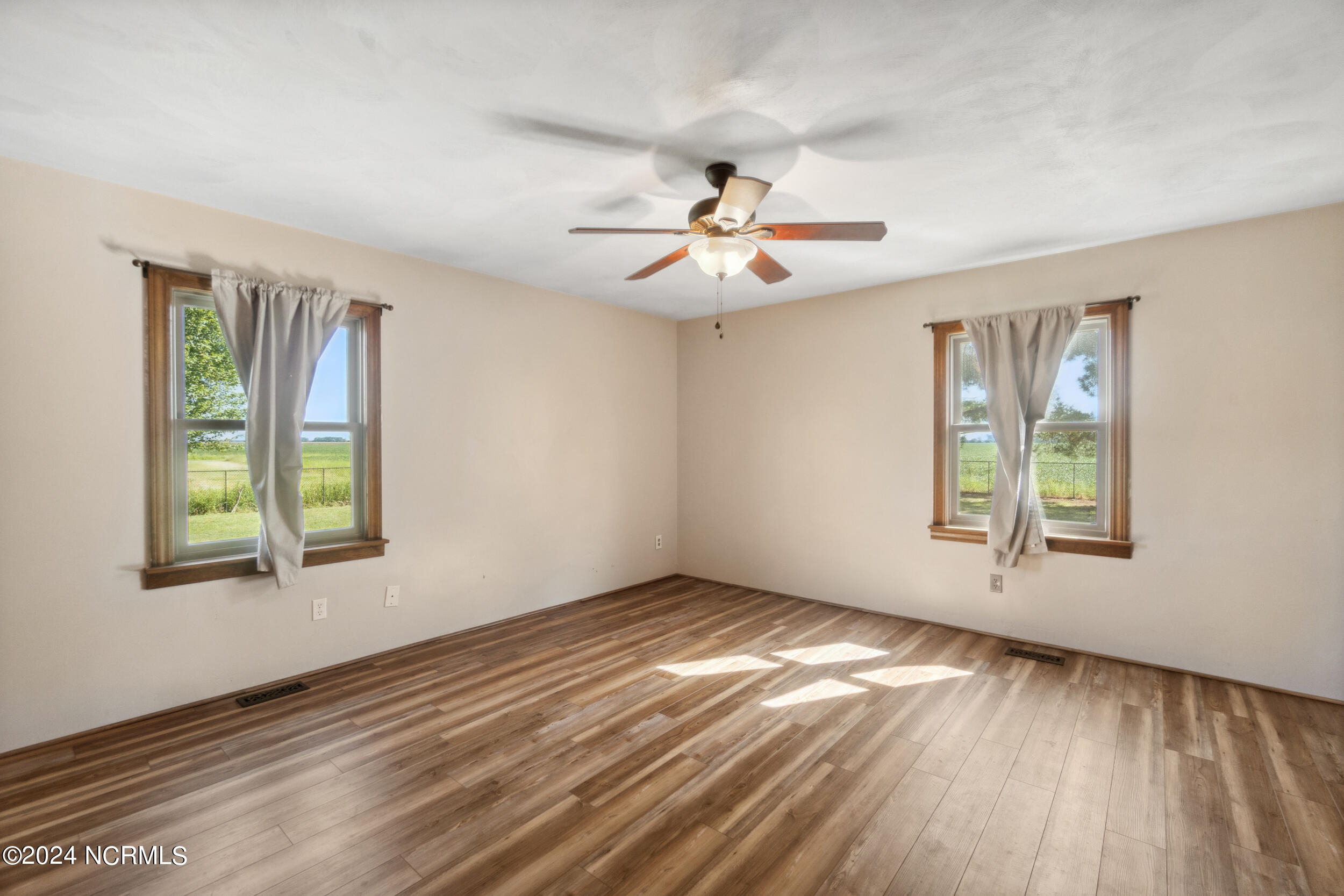 656 Bayside Road Elizabeth City, NC 27909 - Photo 23 of 45 bedroom 3