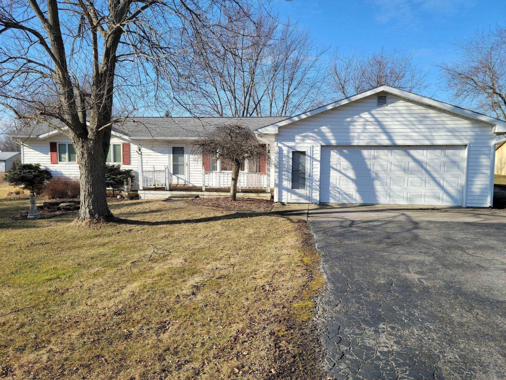 8590 Northwest Winchester Road Decatur, IN 46733 - Photo 3 of 32