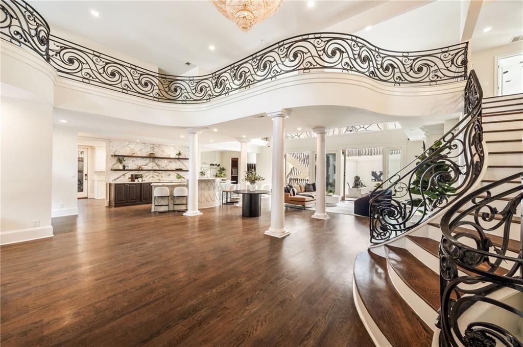 3511 Roxboro Road Northeast Atlanta, GA 30326 - Photo 16 of 87