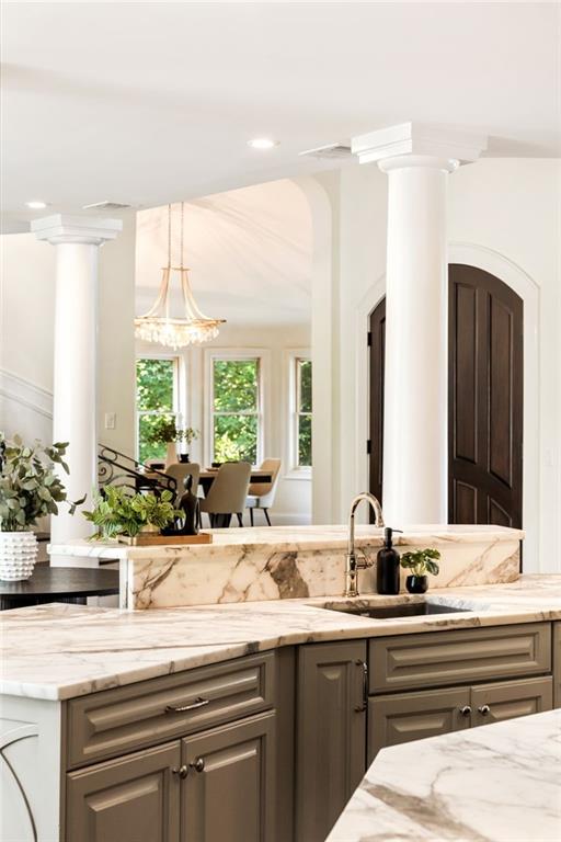 3511 Roxboro Road Northeast Atlanta, GA 30326 - Photo 31 of 87