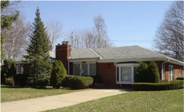 $315,000 | 2313 St Joseph Street, West Bloomfield, MI 48324