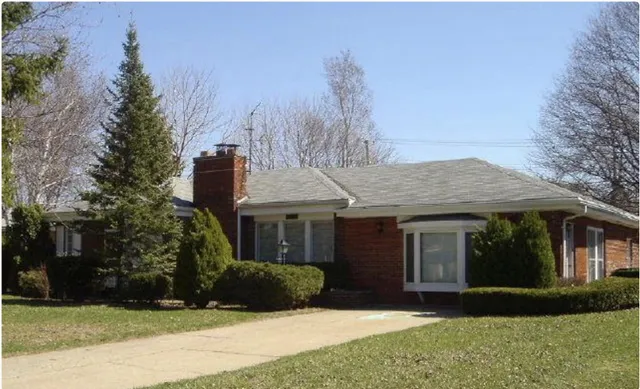 $315,000 | 2313 St Joseph Street, West Bloomfield, MI 48324