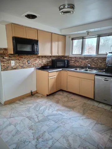 $315,000 | 2313 St Joseph Street, West Bloomfield, MI 48324