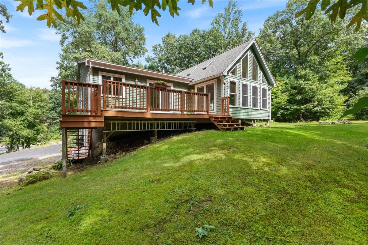 42 Gaita Drive Derry, NH 03038 - Photo 13 of 35