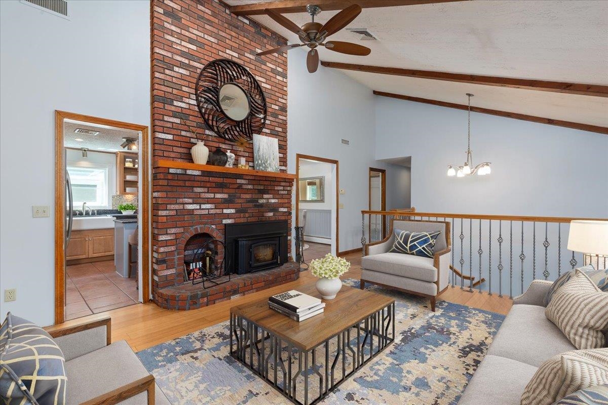 42 Gaita Drive Derry, NH 03038 - Photo 3 of 35