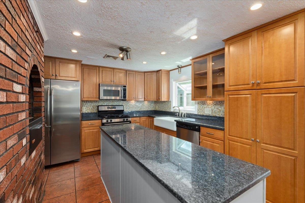 42 Gaita Drive Derry, NH 03038 - Photo 34 of 35