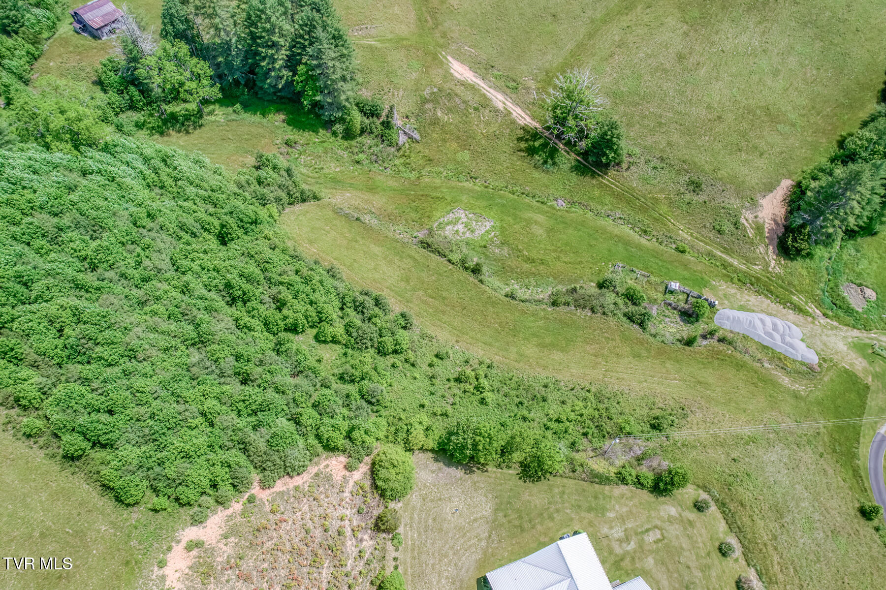 1044 Waters Road Laurel Bloomery, TN 37680 - Photo 65 of 72 1044 Waters Rd-67