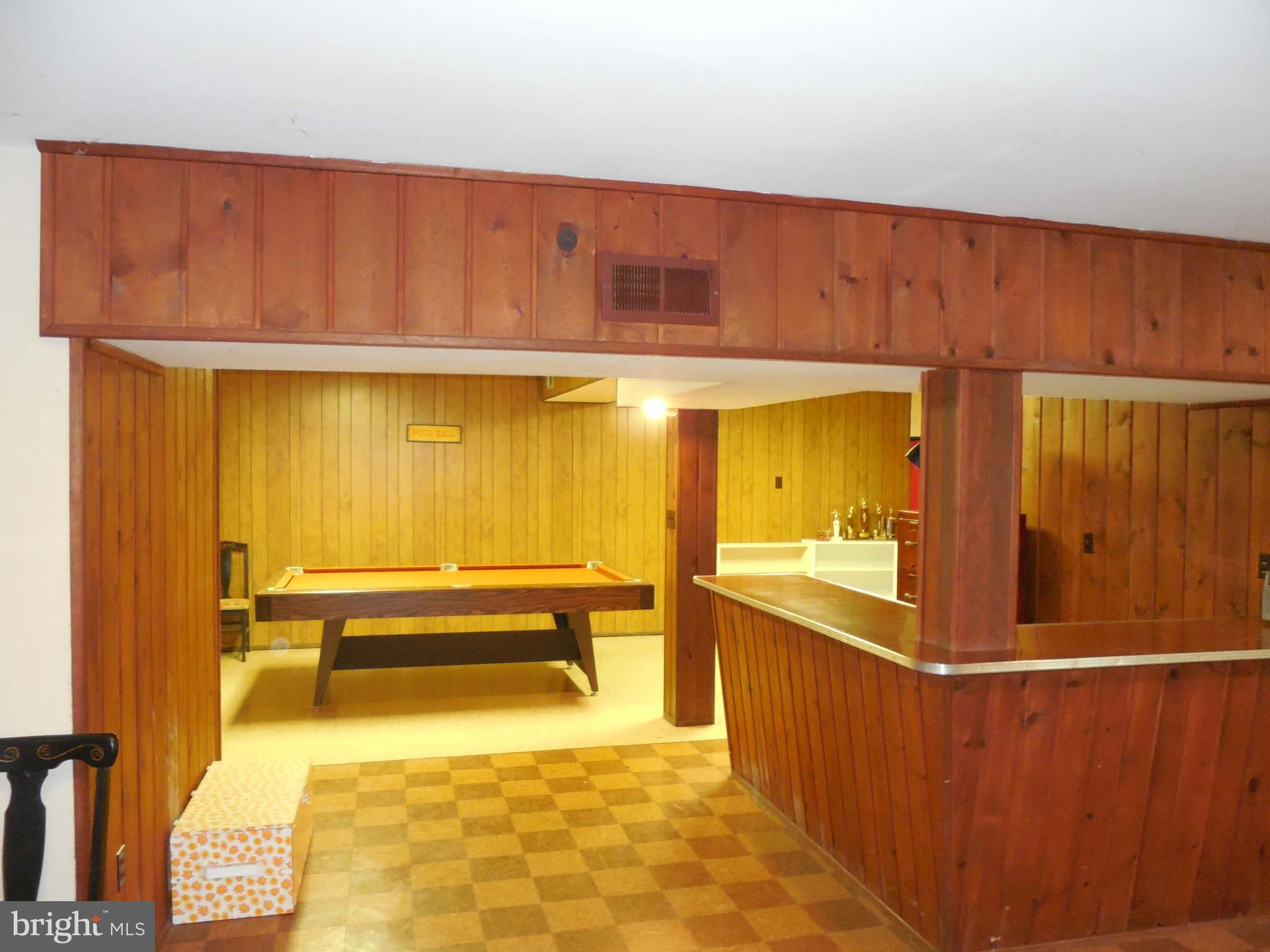 7808 Fort Hunt Road Alexandria, VA 22308 - Photo 14 of 21 BAR AREA