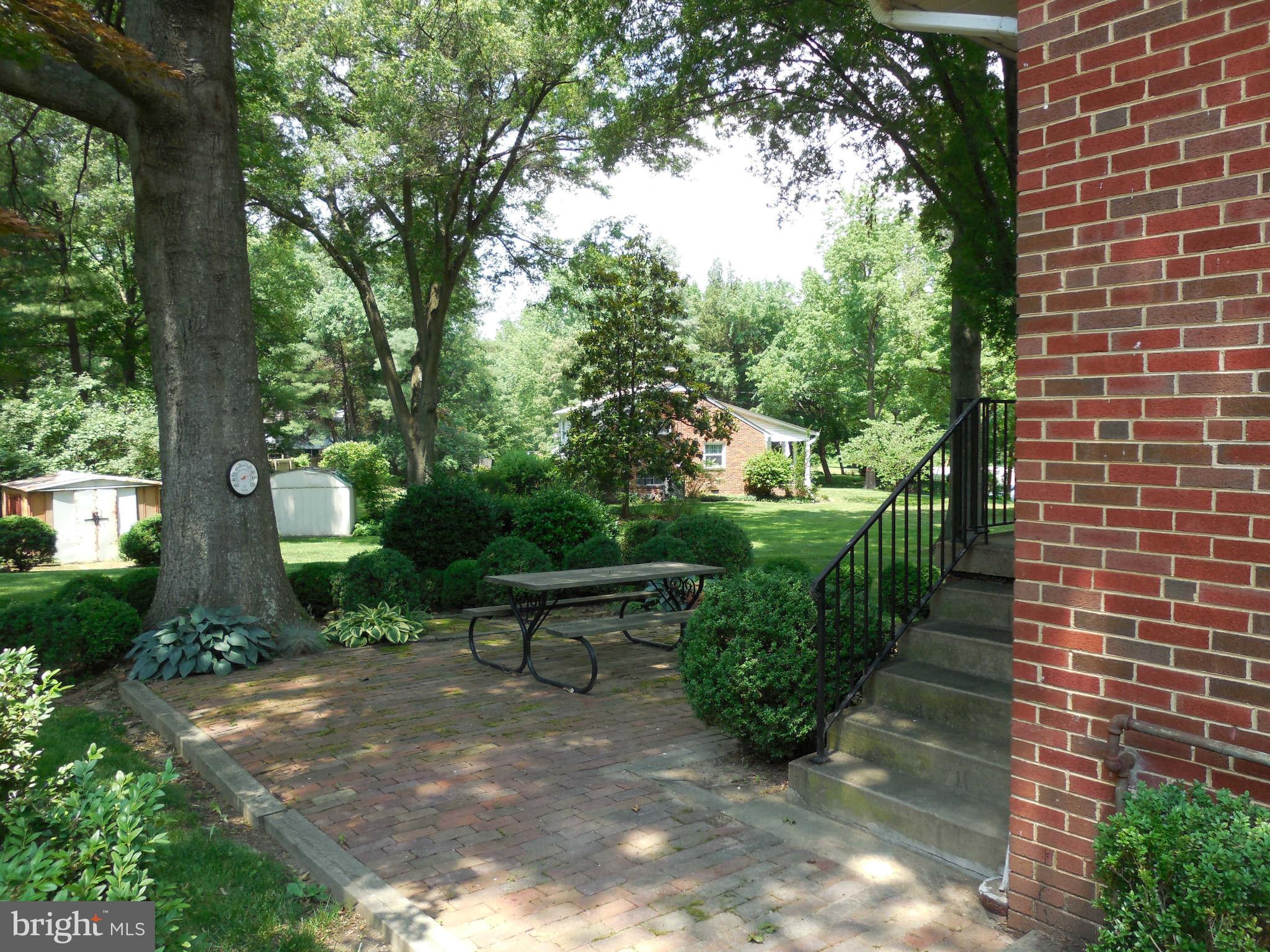 7808 Fort Hunt Road Alexandria, VA 22308 - Photo 16 of 21 PATIO
