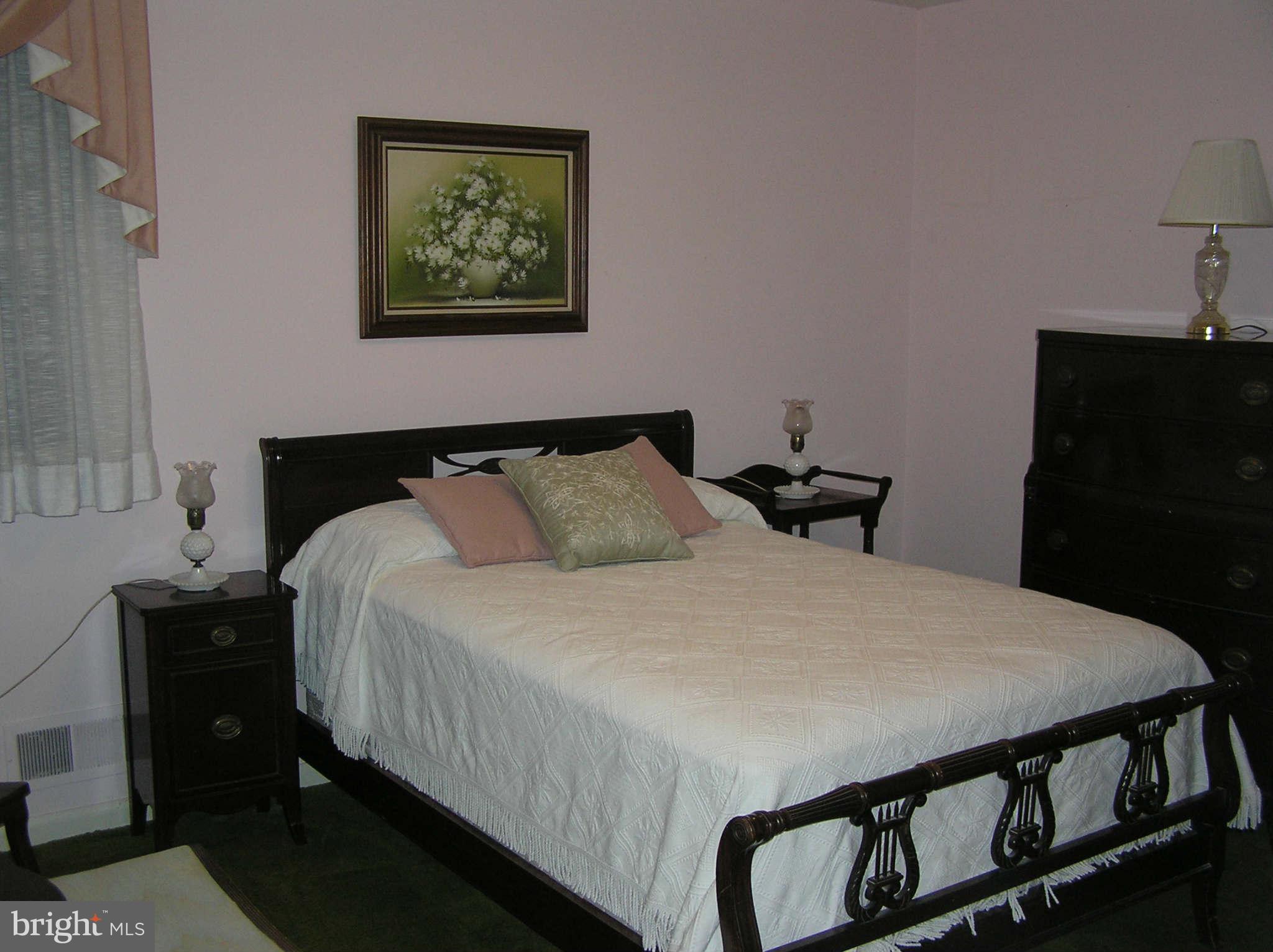 7808 Fort Hunt Road Alexandria, VA 22308 - Photo 8 of 21 MASTER BEDROOM