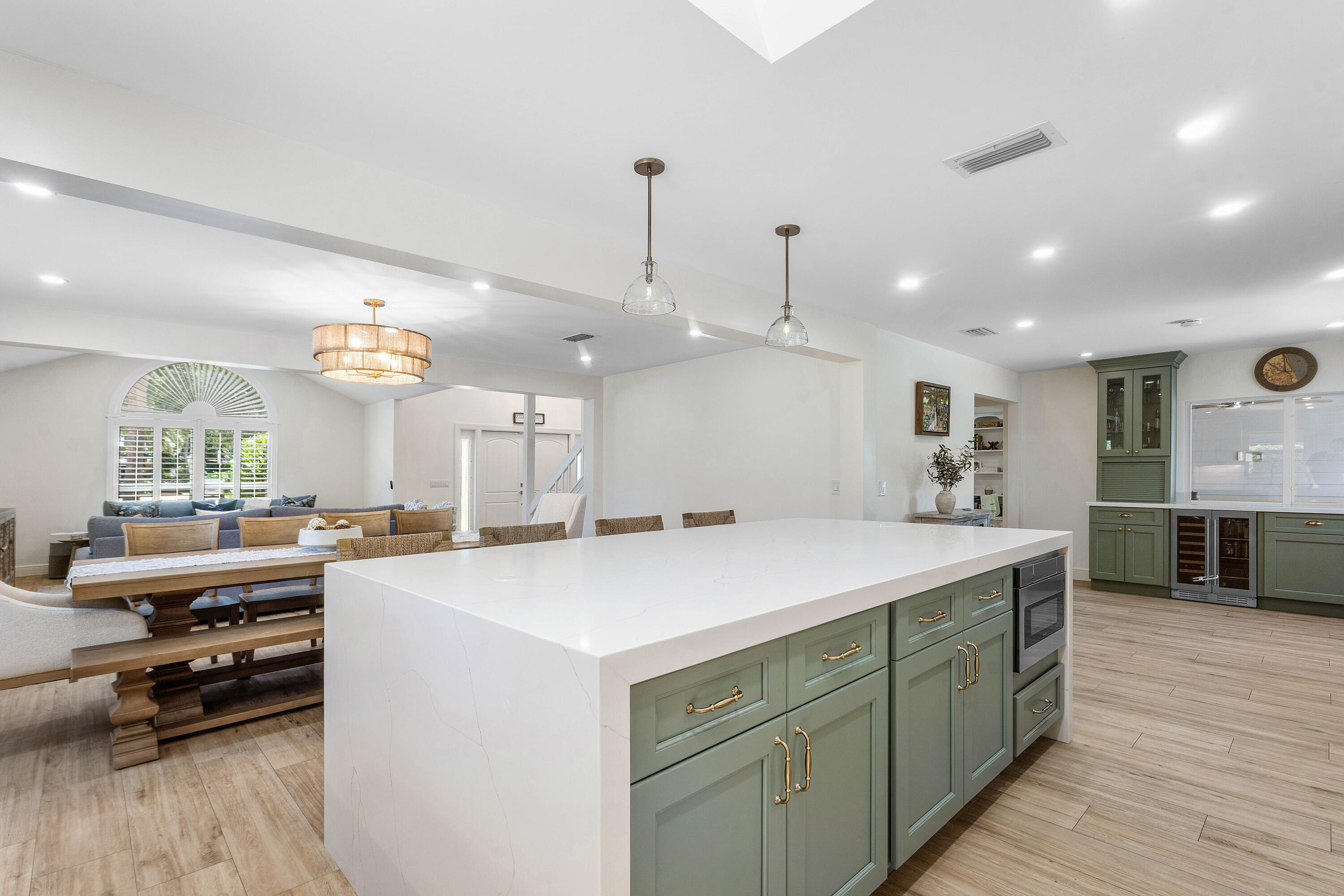 18770 Southeast River Ridge Road Jupiter, FL 33469 - Photo 7 of 34 Kitchen/Dining
