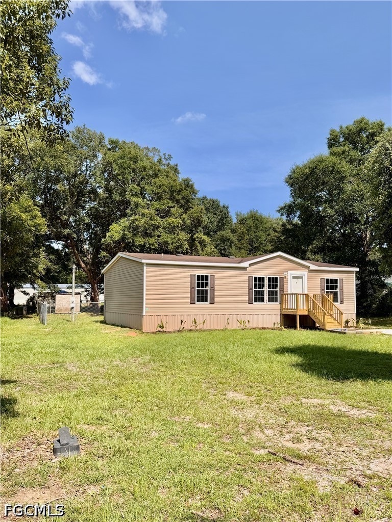 6020 Nutmeg Avenue Pace, FL 32571 - Photo 2 of 27