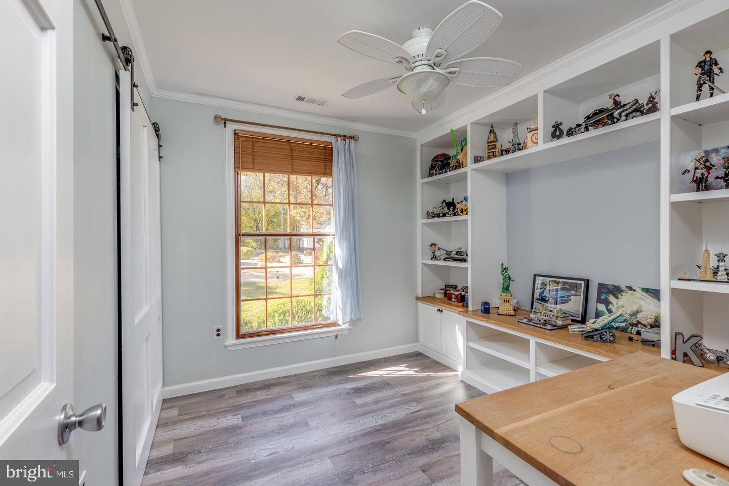 29 Sherri Way Pine Hill, NJ 08021 - Photo 14 of 28 a room with furniture and window