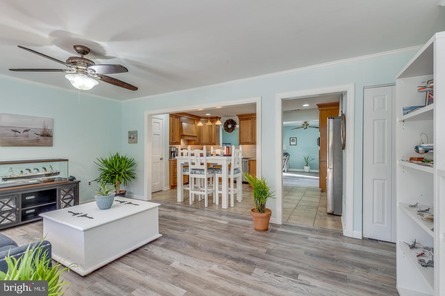29 Sherri Way Pine Hill, NJ 08021 - Photo 5 of 28 a living room with furniture and wooden floor