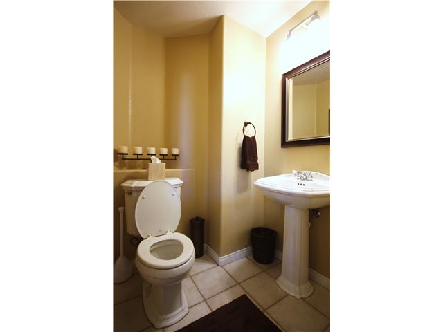 1373 Sparrow Road Carlsbad, CA 92011 - Photo 8 of 22 Powder Room