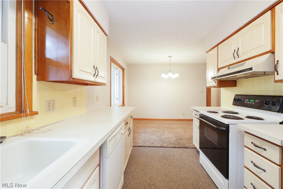 3744 Kauffman Road Stow, OH 44224 - Photo 5 of 35 Gallery Image 5
