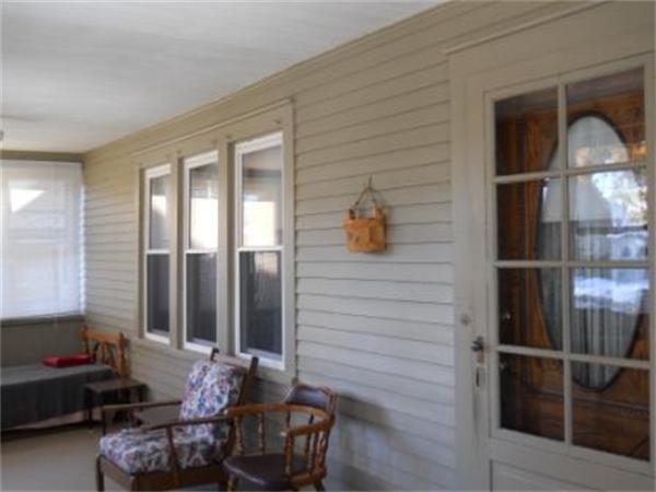 182 Phoenix Terrace Springfield, MA 01104 - Photo 2 of 20