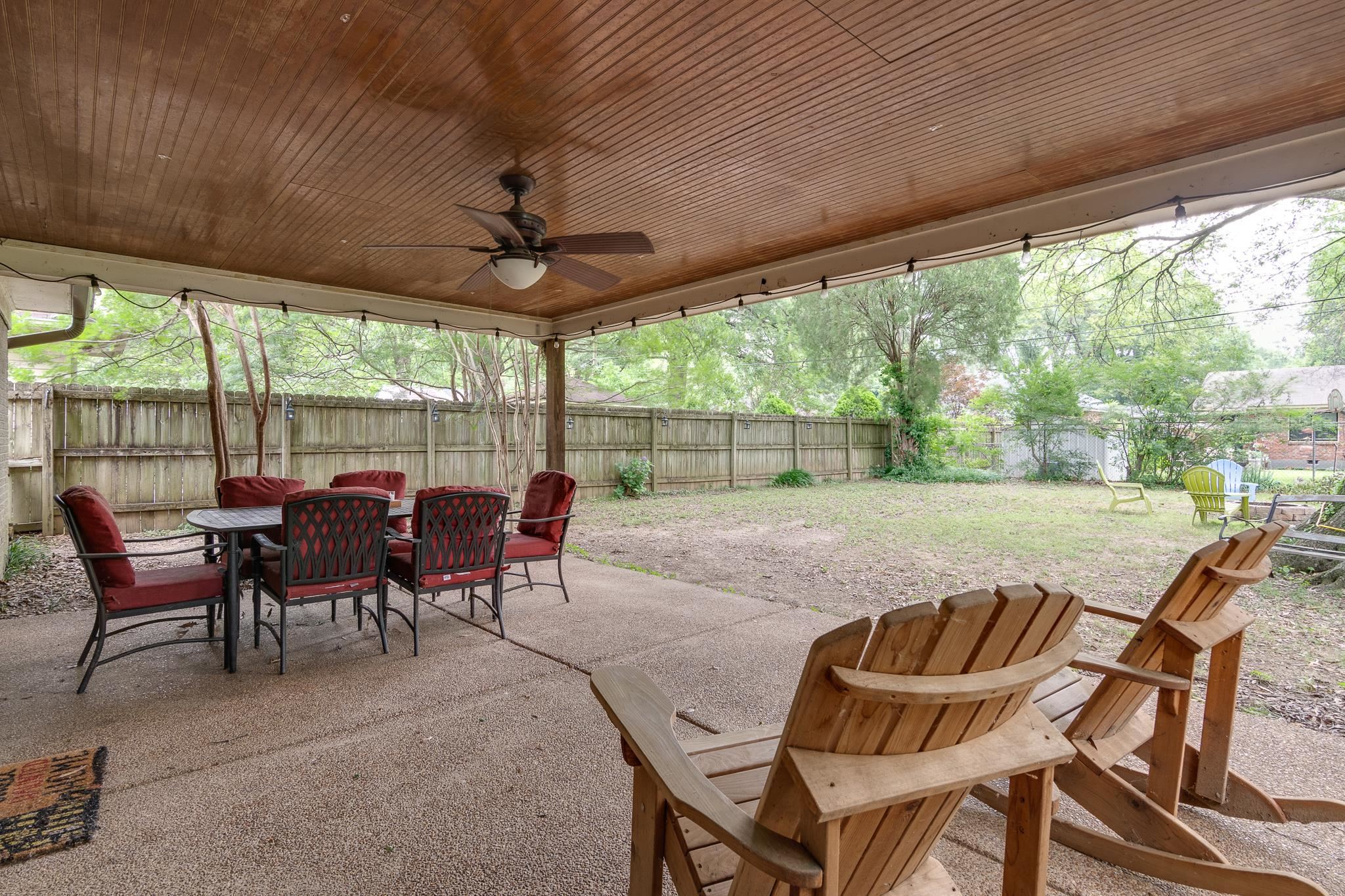 1640 Welsh Road Memphis, TN 38117 - Photo 13 of 15 a patio with yard glass top table and chairs