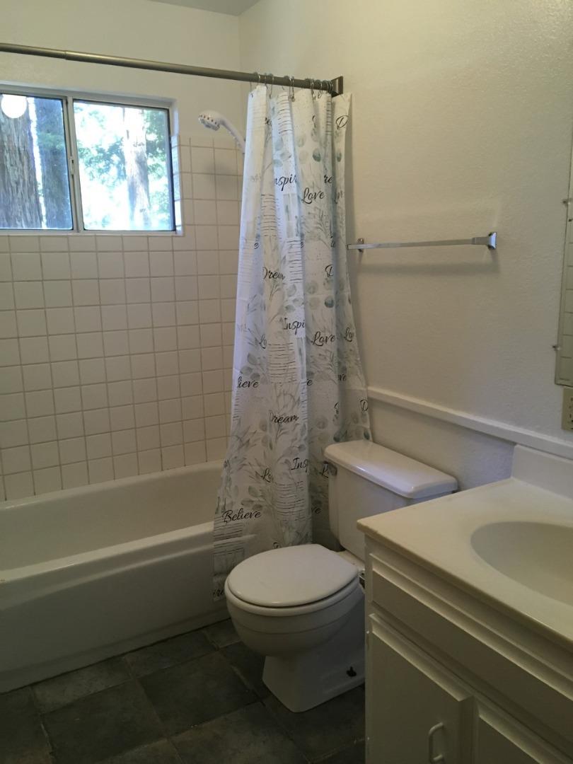 4020 Ridge Circle Willits, CA 95490 - Photo 20 of 44 a bathroom with a toilet and a shower