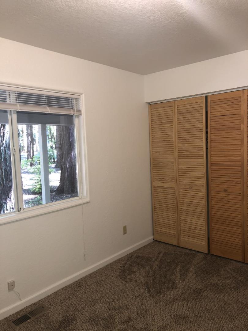4020 Ridge Circle Willits, CA 95490 - Photo 24 of 44 an empty room with windows