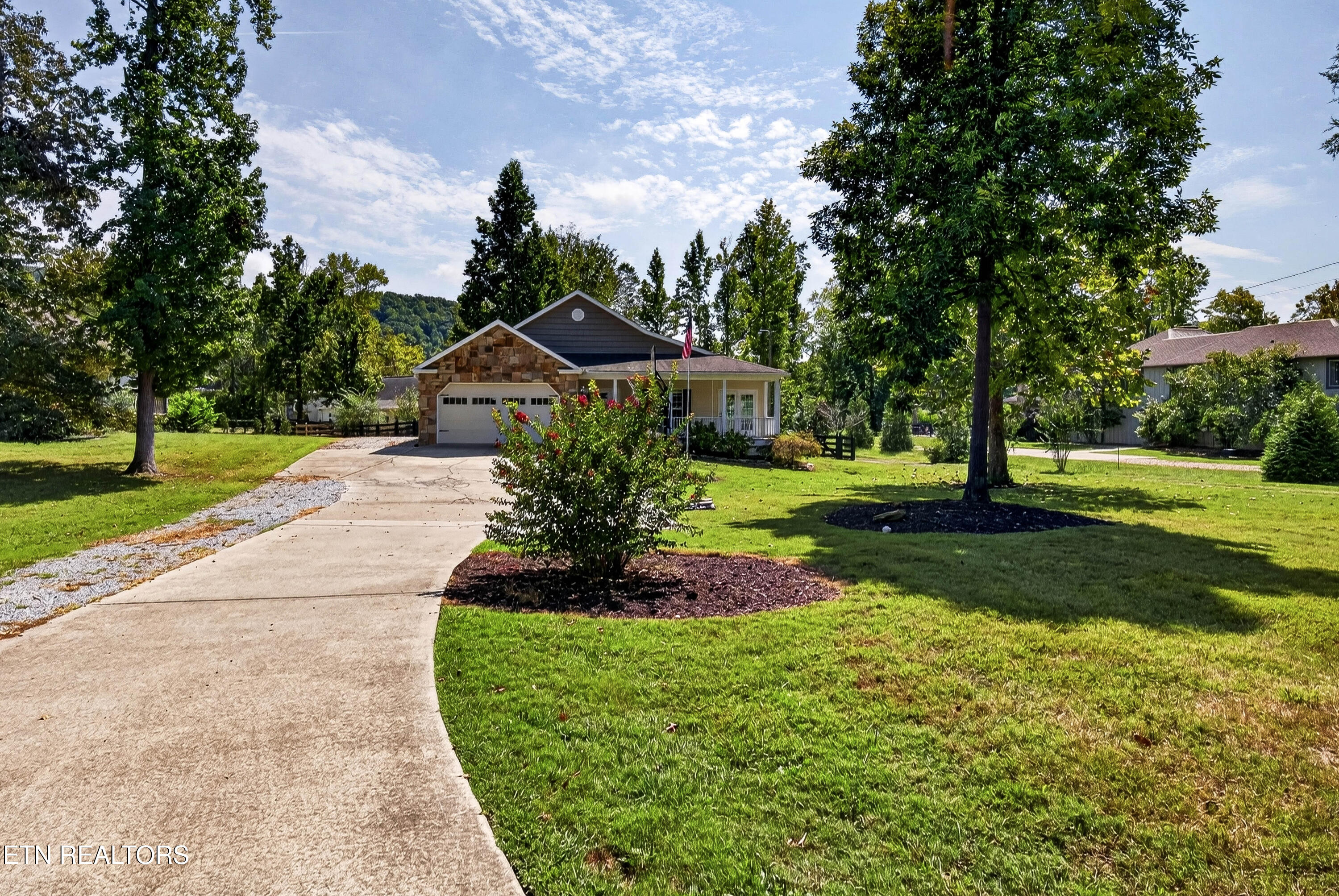 4710 Messer Lane Powell, TN 37849 - Photo 38 of 40 Front View