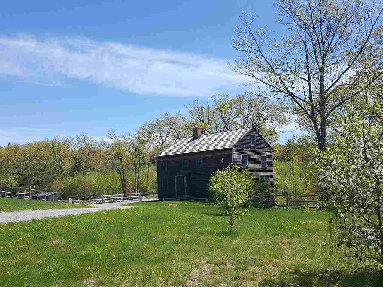 133 Richardson Road Lyndeborough, NH 03082 - Photo 17 of 39 Gallery Image 17
