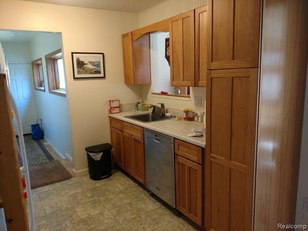 5152 Winchester Pass Road Lapeer, MI 48446 - Photo 6 of 34 IMG_20190424_105613939.jpg