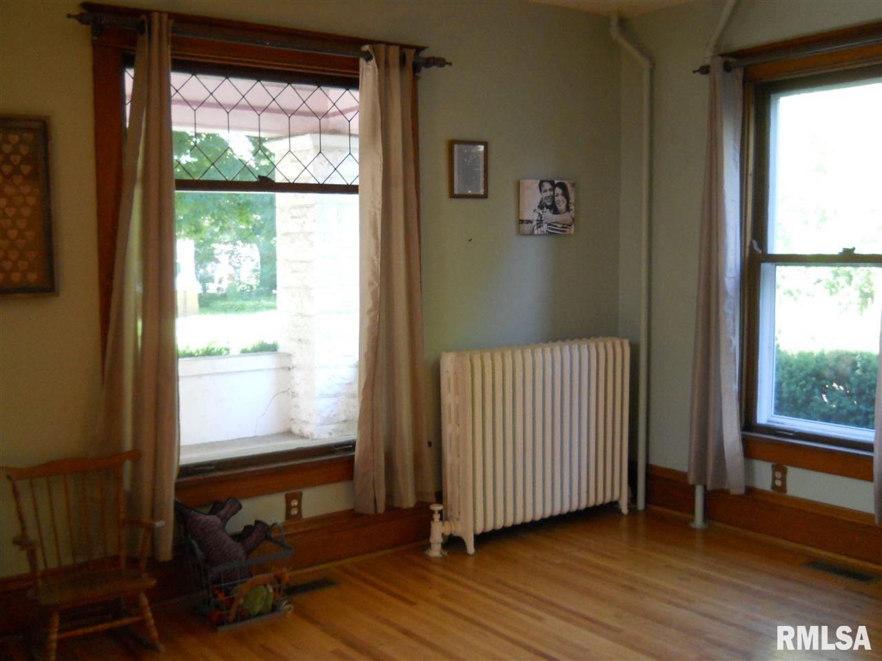 208 West 3rd Street Delavan, IL 61734 - Photo 8 of 28 Gallery Image 8