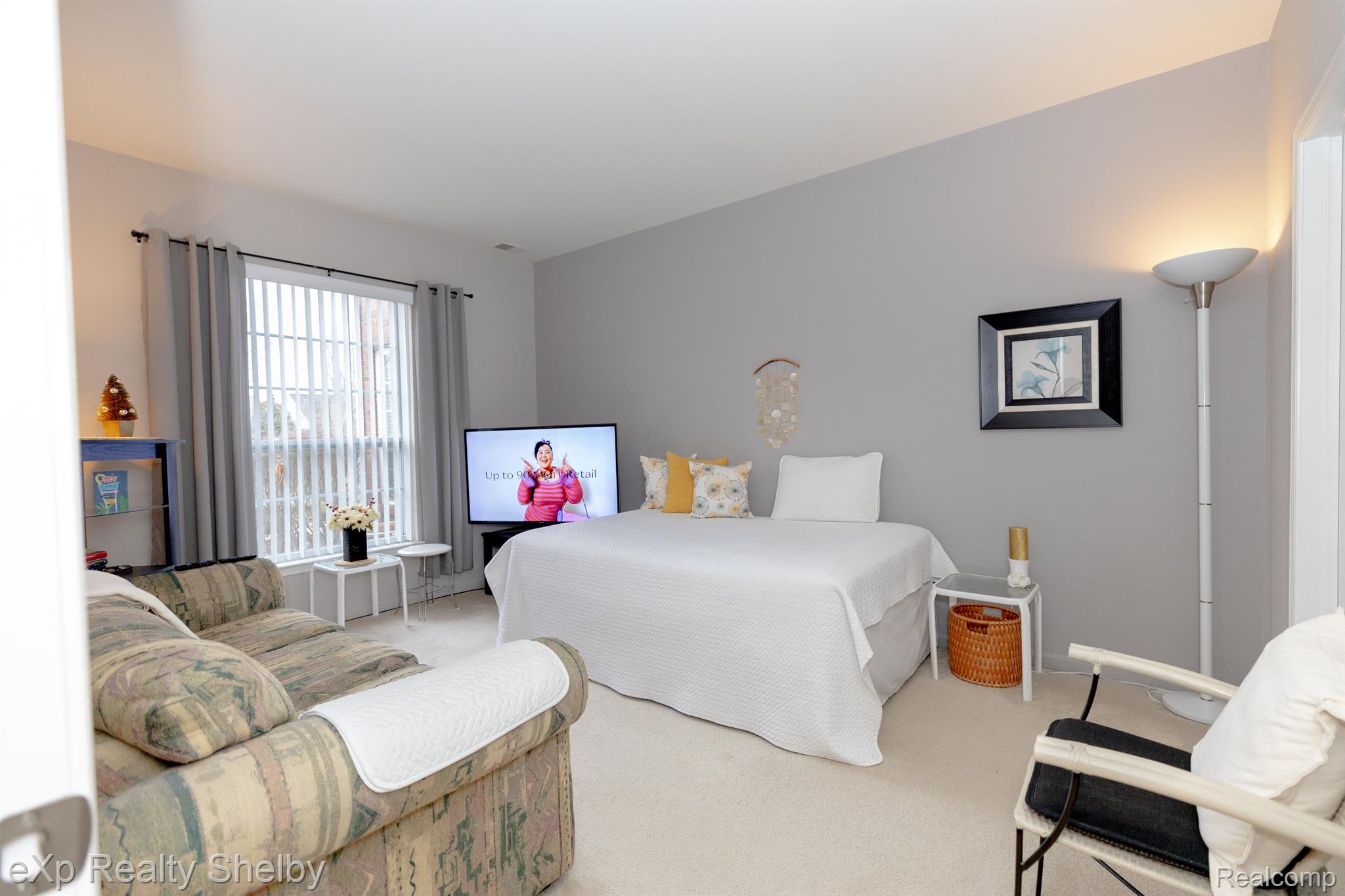46075 Rhodes Drive Macomb, MI 48044 - Photo 23 of 33 Gallery Image 23