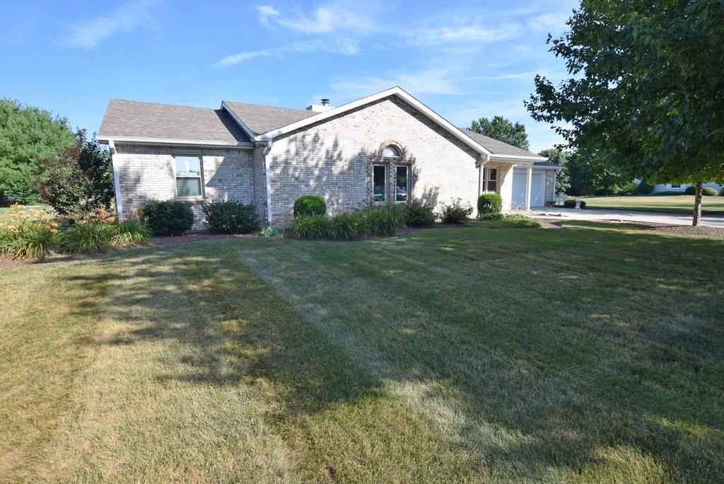 6222 Red Fox Road Pendleton, IN 46064 - Photo 1 of 28