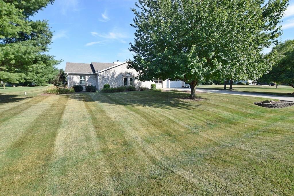 6222 Red Fox Road Pendleton, IN 46064 - Photo 3 of 28